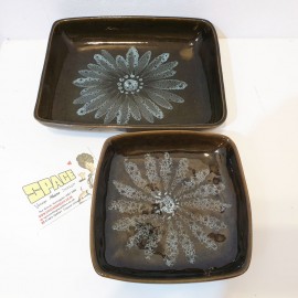 Vintage Lotus Dish Set .