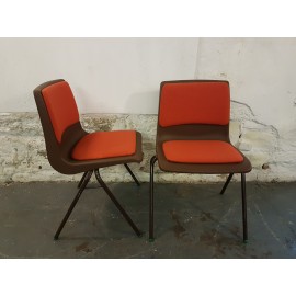 4 Steelux Brown And Orange Stacking Chairs