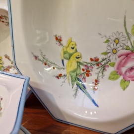 1930s Royal Paragon Princess Margaret Lovebirds Bowls