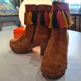 Ruga Fringed Suede Platform Boots